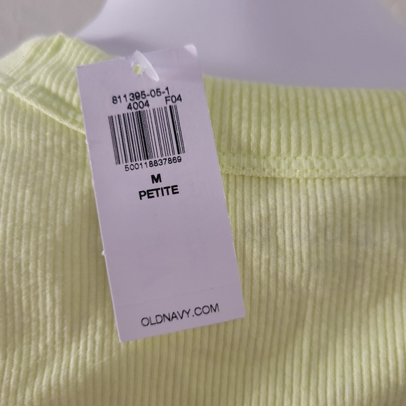 Old Navy Cropped Ribbed Top - Picture 4 of 4